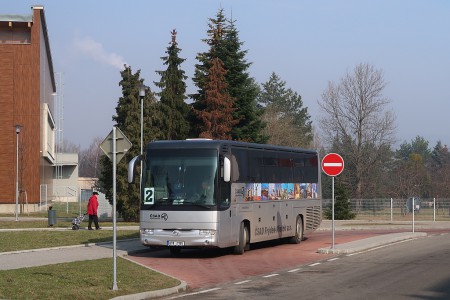 Frýdlant n.O., stání u ZŠ a gymnázia TGM, březen 2018